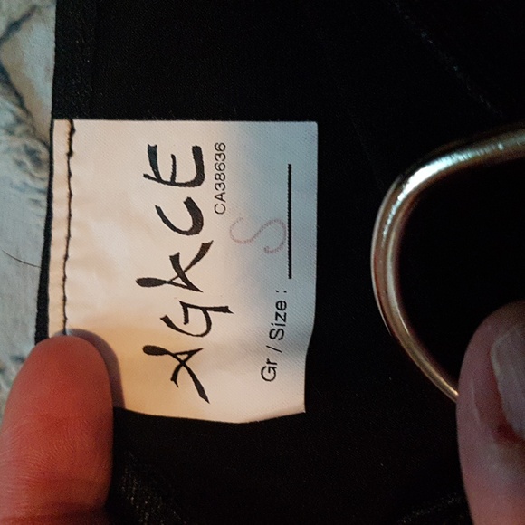 Little black dress - Picture 4 of 5